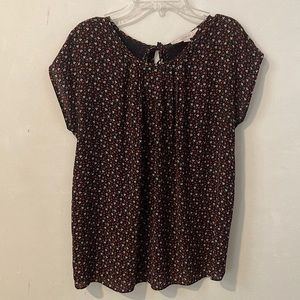 LOFT, short sleeve black and red blouse with textured neckline